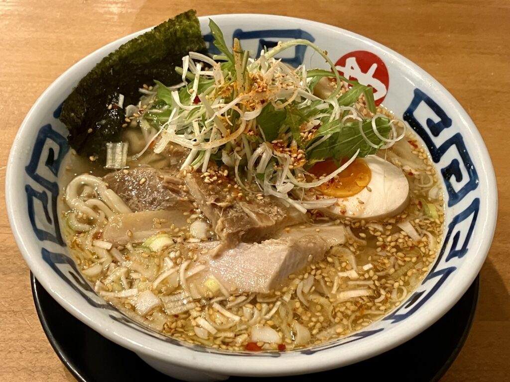 麺屋みのまる三島店「ピリ辛ラーメン」