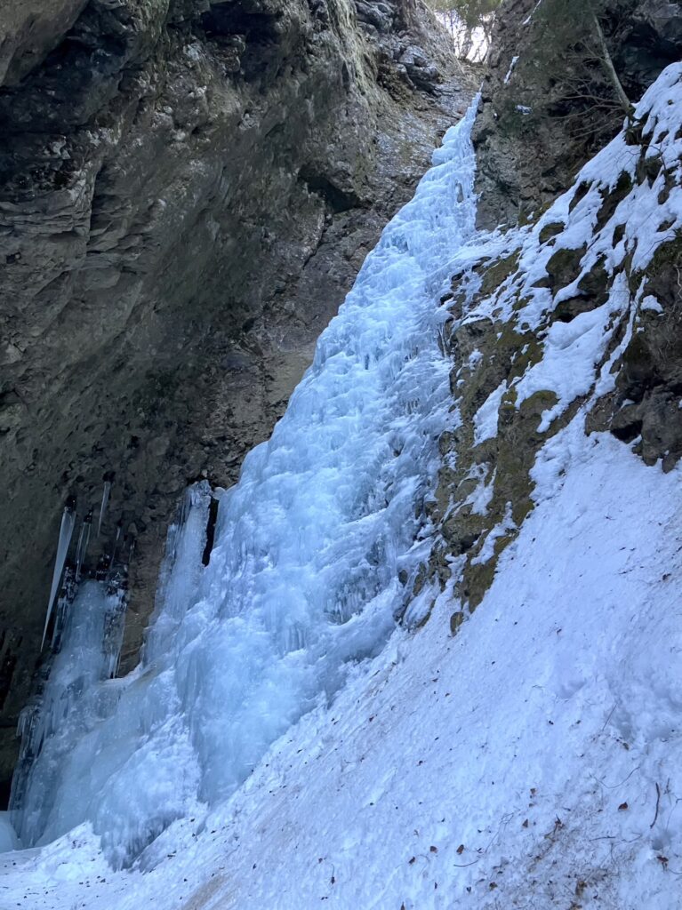 醤油樽の滝