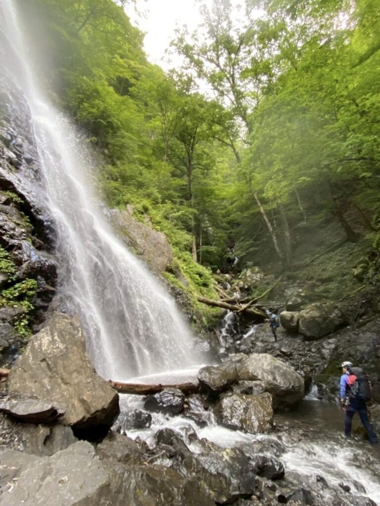 下西河内 三俣の40m滝