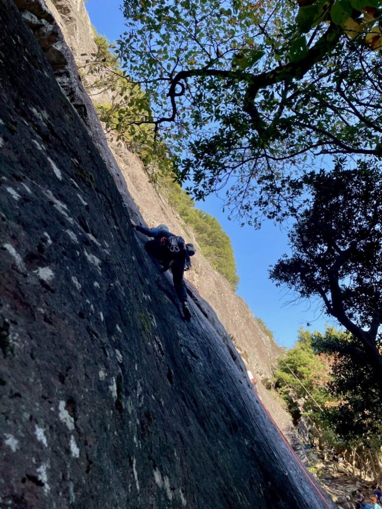 城山 南壁 アナザステップ 5.9