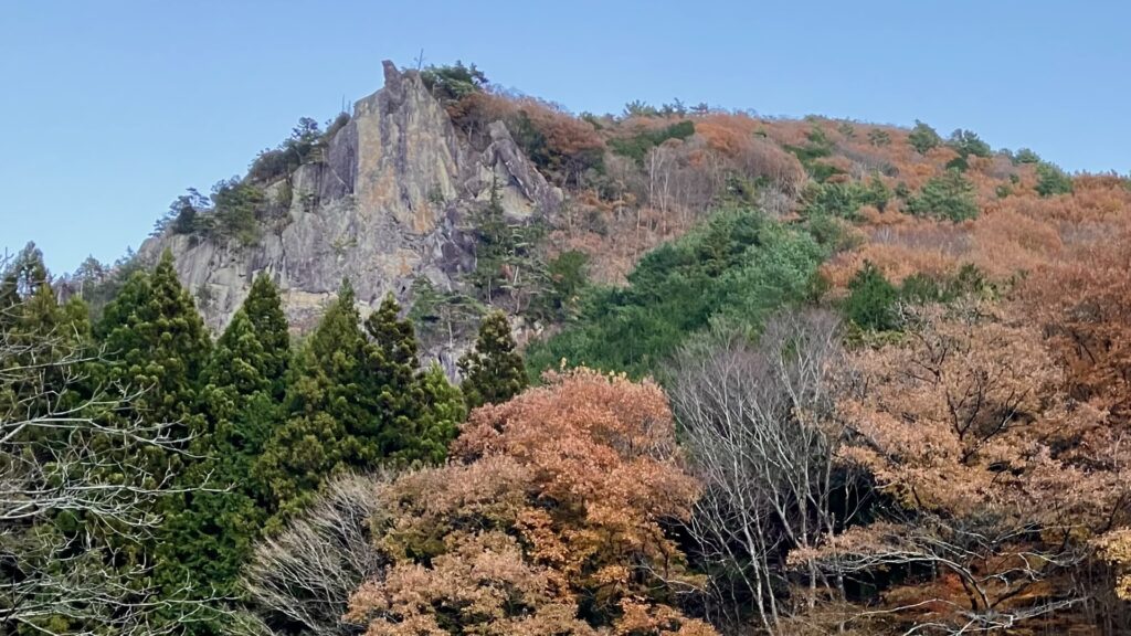 太刀岡山左岩稜