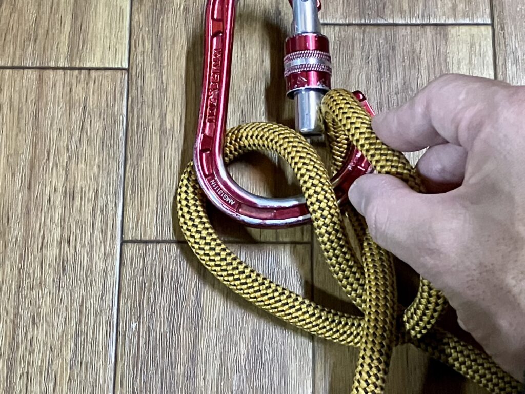 カチャッと掛ける